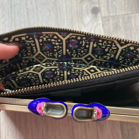 ANNA SUI Wallet - Picture 7 of 9